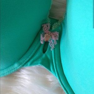 Victoria’s Secret perfect coverage 36DDD